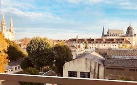 Appartement avec parking et balcon vue Cathédrale